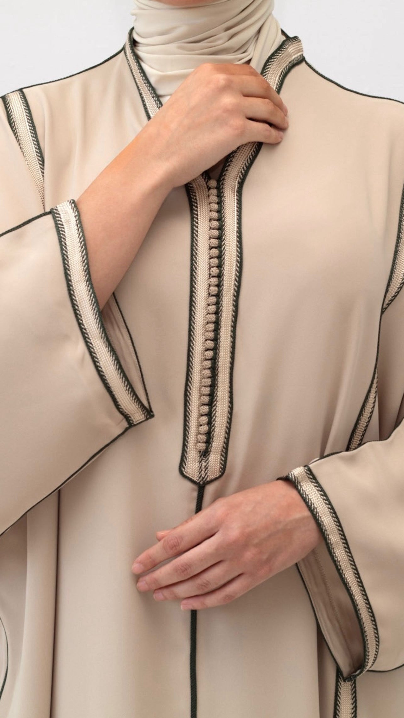 Aura Kandoura - Sands of Jade