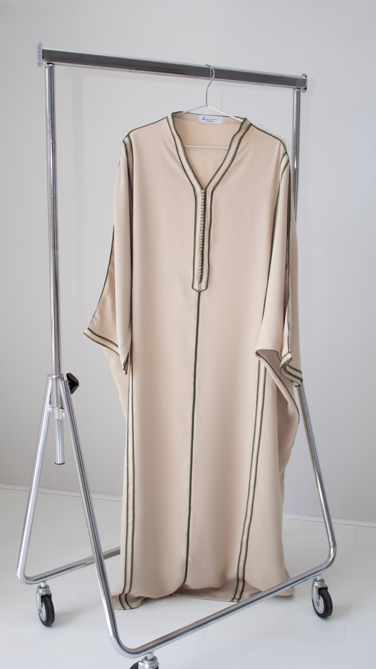 Aura Kandoura - Sands of Jade